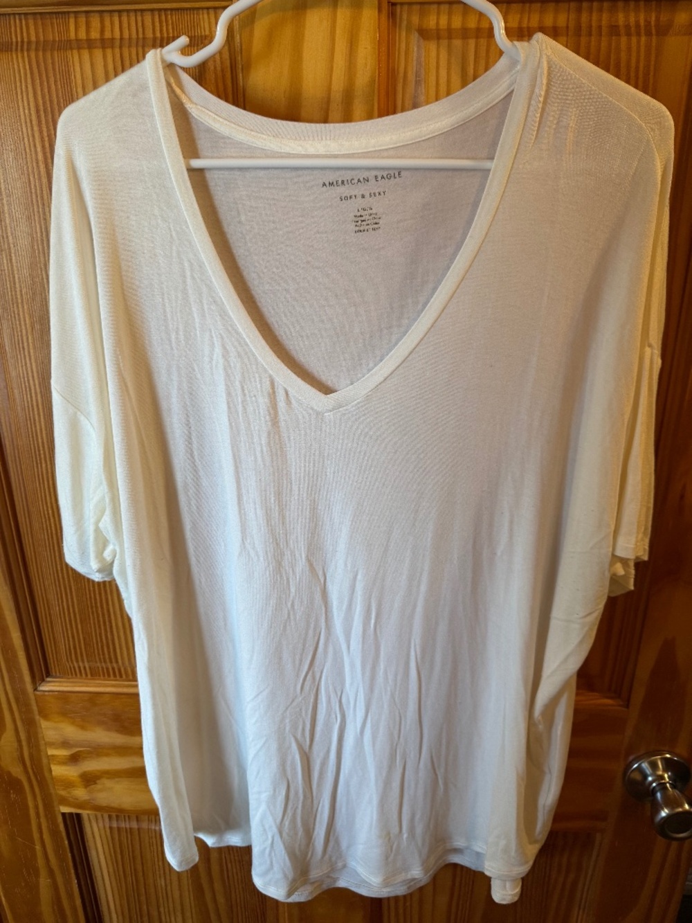 White American Eagle Soft & Sexy Short Sleeve Shirt